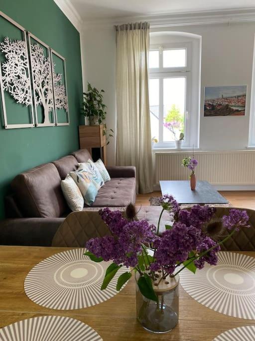 2-Zimmer Zentral In Ferdinandshof, Wlan Modern エクステリア 写真